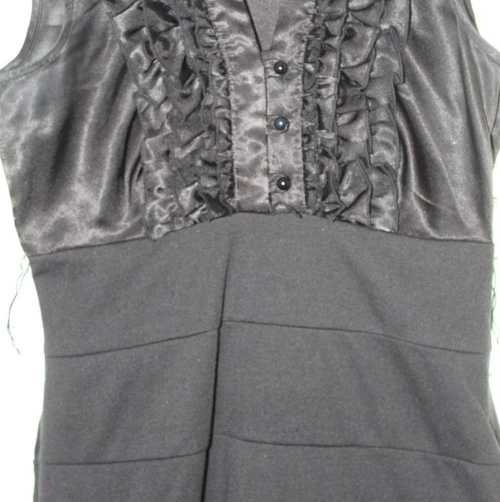 Dress - Picture 3 of 8